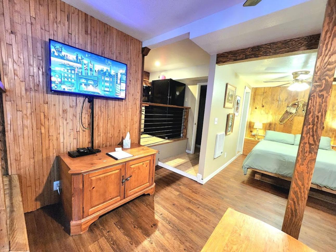 Bear Cave- Pet Friendly Suite In Shaver Lake Exterior foto
